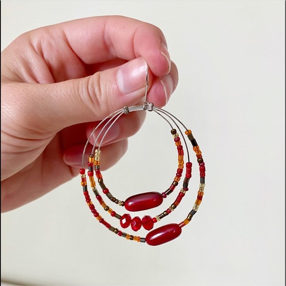 Pretty Red & Orange Handmade Beaded Earrings - Picture 4 of 5